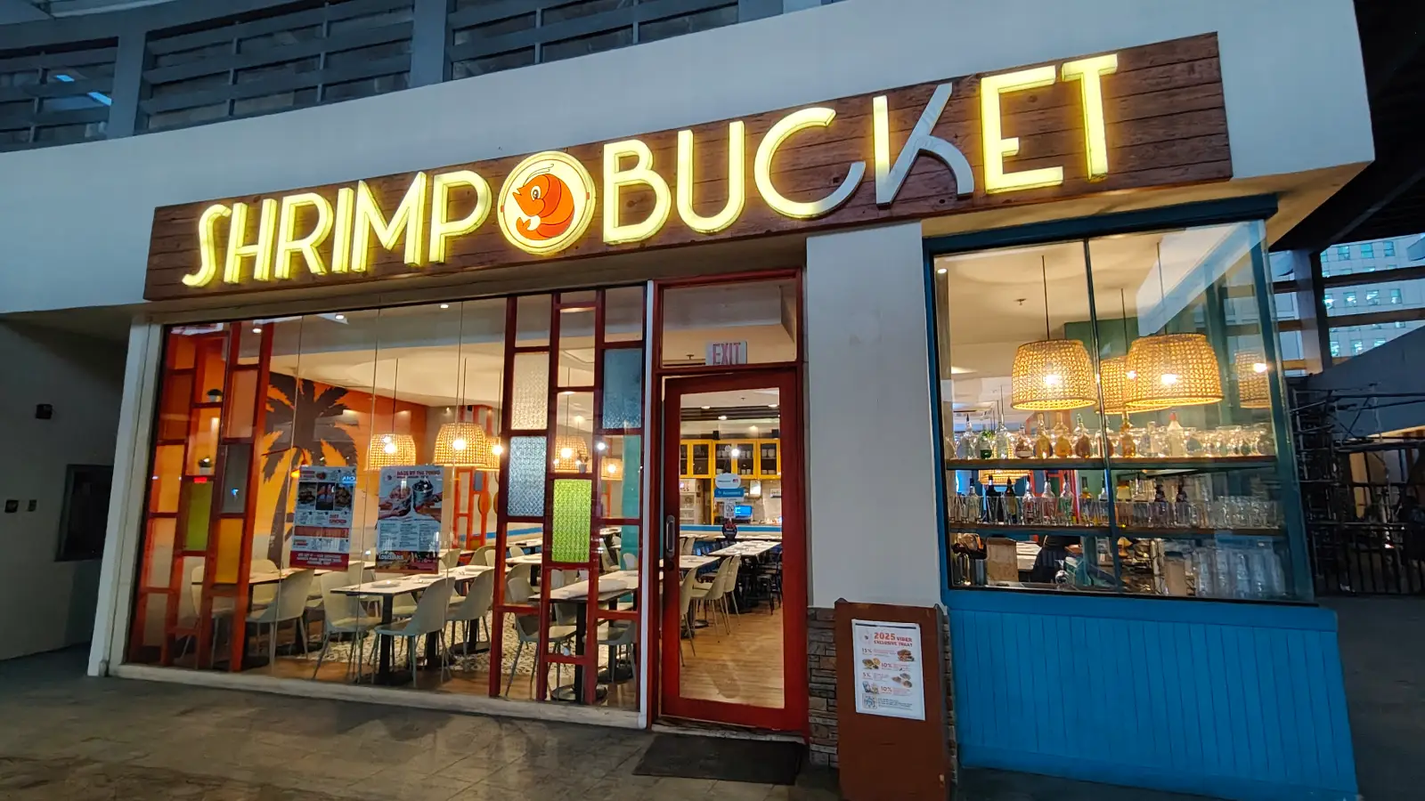 SHRIMP BUCKET in TriNoma